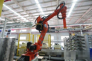 海尔互联工厂 颠覆传统家电制造体系的新范式